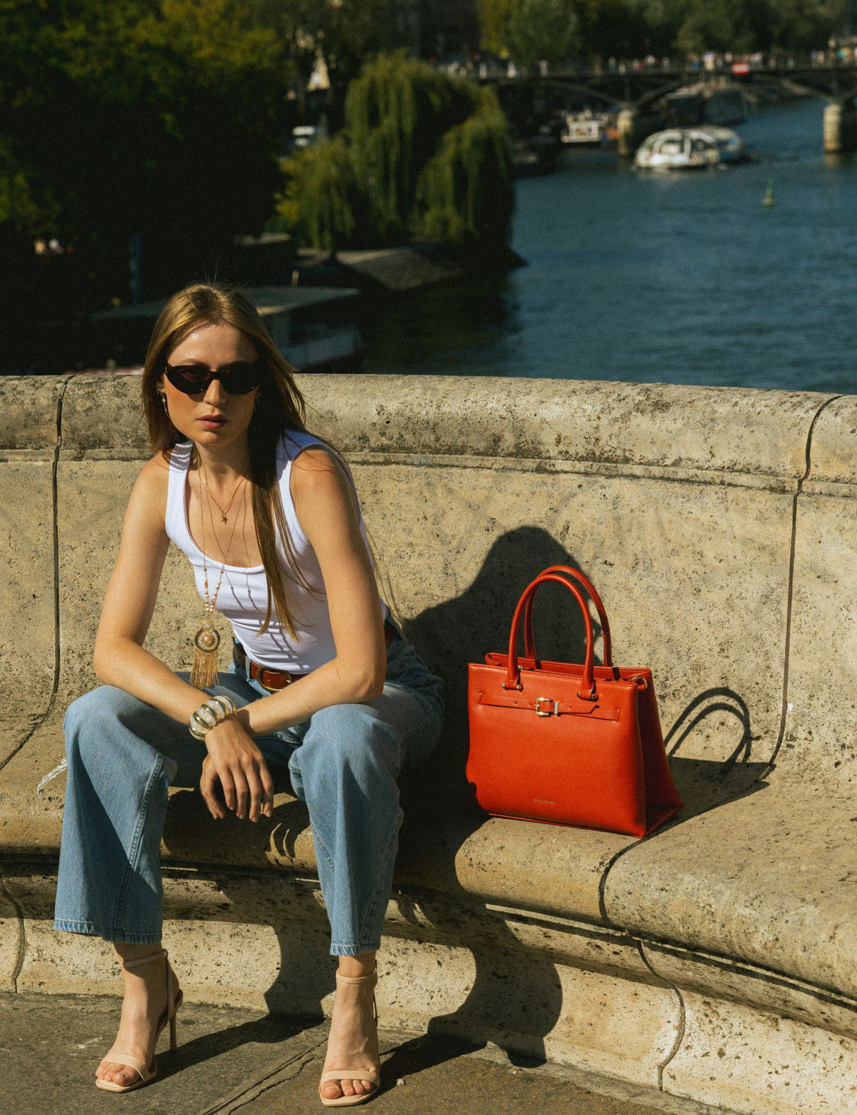 Sac à main Ocelia — Terracotta, porté